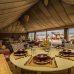 Restaurant dans le desert marocain terre des etoiles