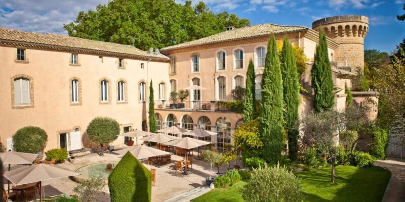 chateau-massillan-1
